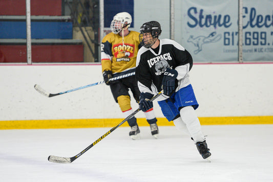 Choosing the Right Hockey Uniform Designer: Key Factors to Consider